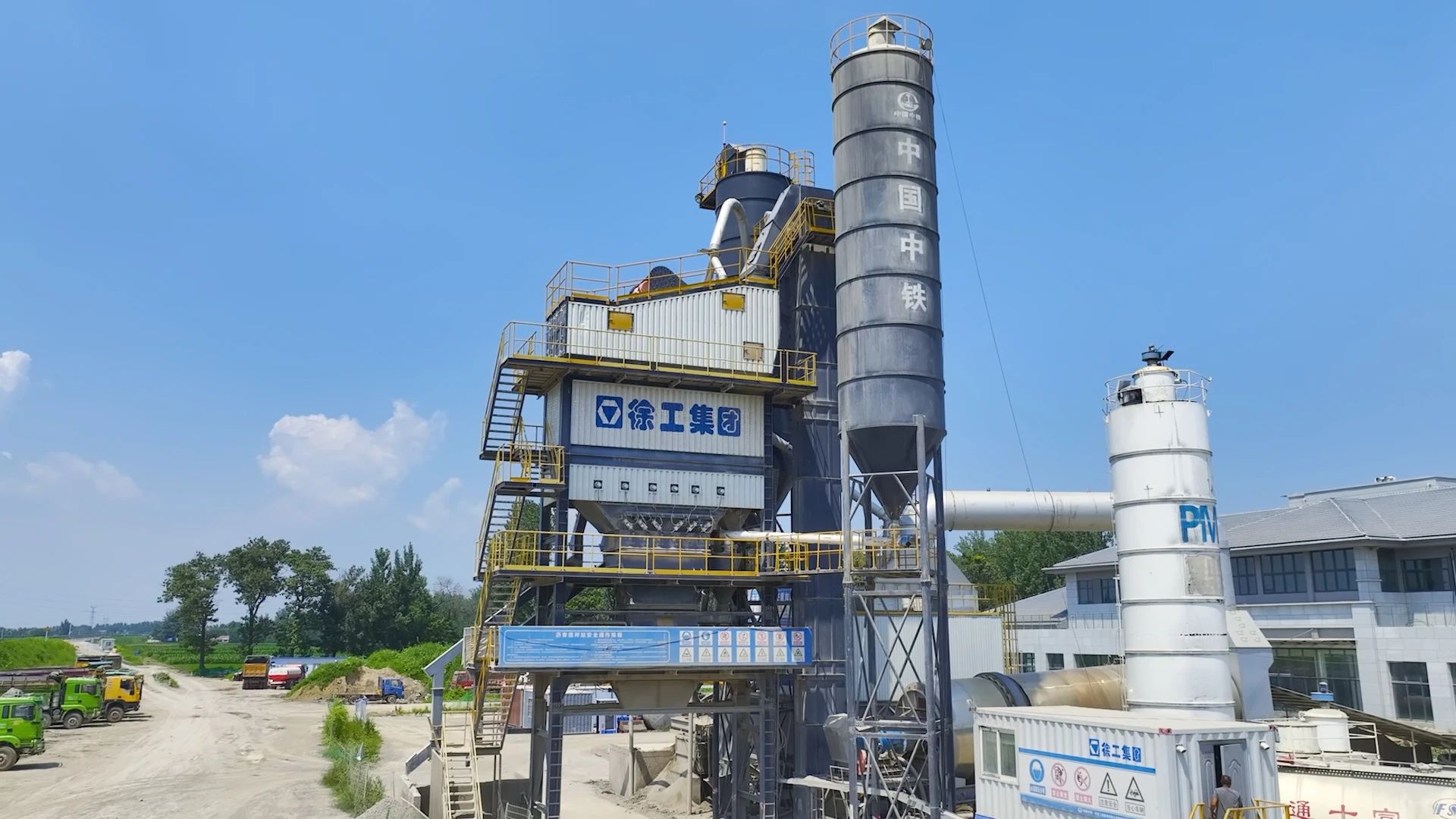 5000型！助力河南高速建設(shè)！