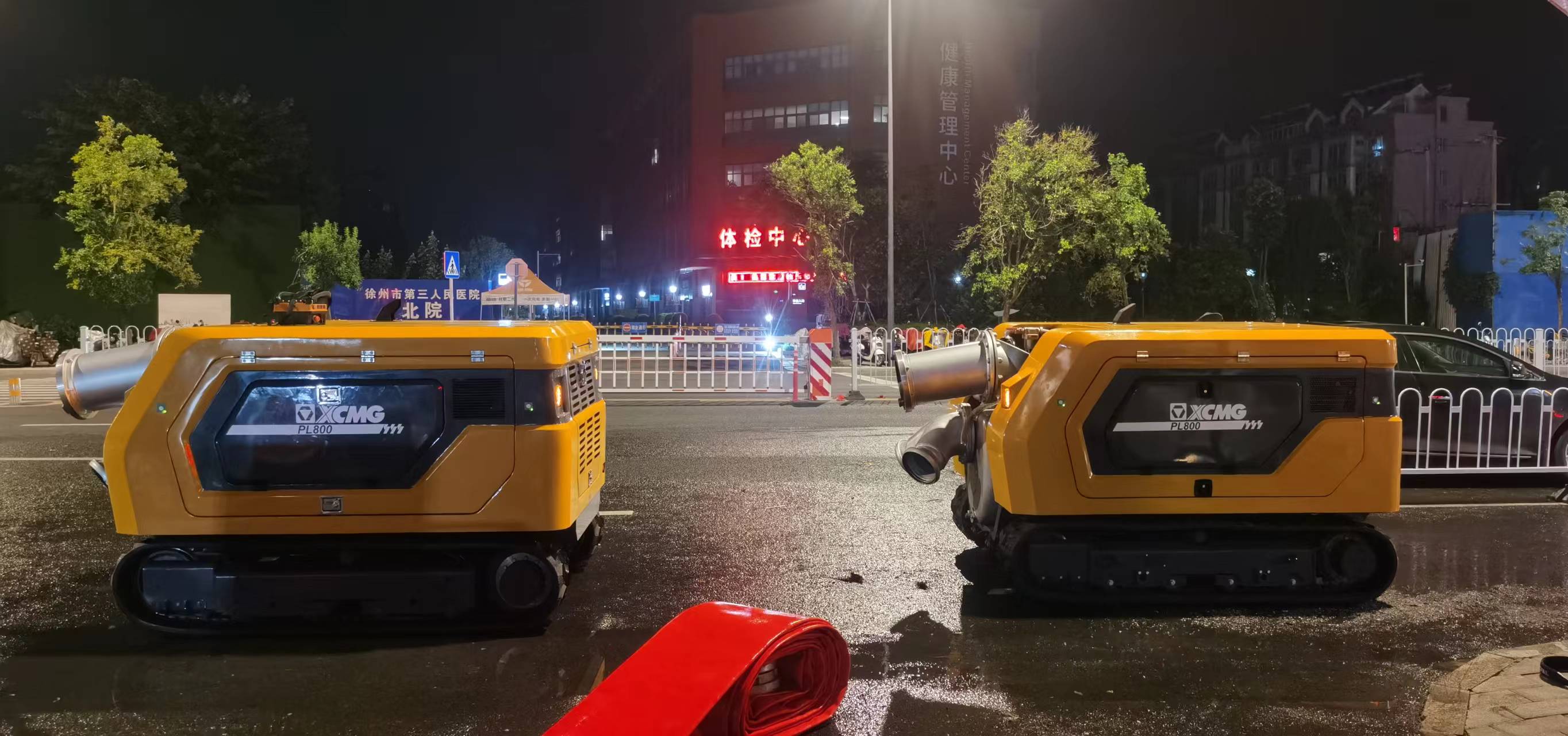 徐工排澇機器人緊急馳援，多處澇區(qū)“治水先鋒”