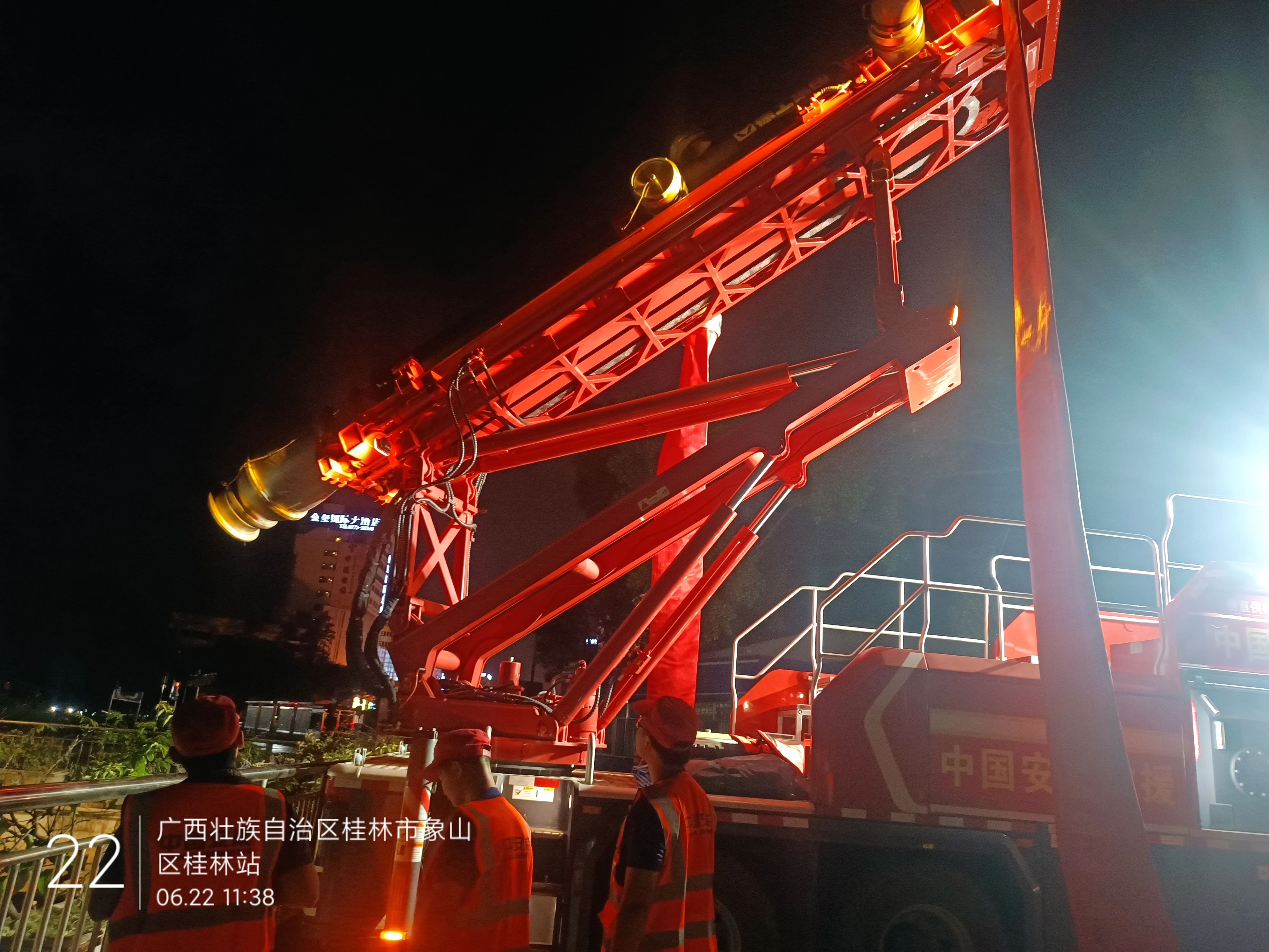 桂林洪水！徐工多臺排澇應(yīng)急裝備全力迎戰(zhàn)!