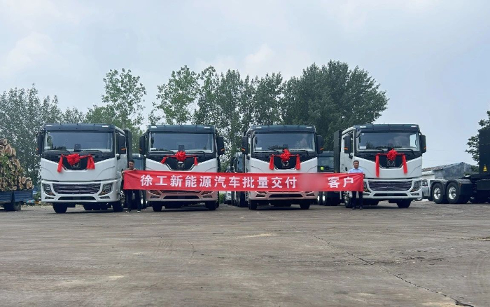 車隊老板的“致富經”：“選擇徐工，就是選擇成功！”