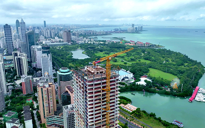 海闊憑“塔”躍 | 徐工塔機(jī)助建?？谥泻H中心