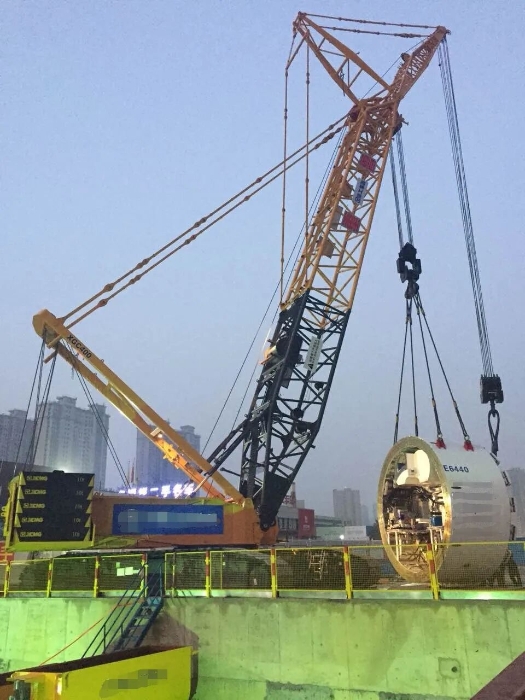 賦能軌交建設(shè)，徐工穩(wěn)穩(wěn)‘吊’打難題
